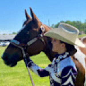 Meet your Posher, Alaina